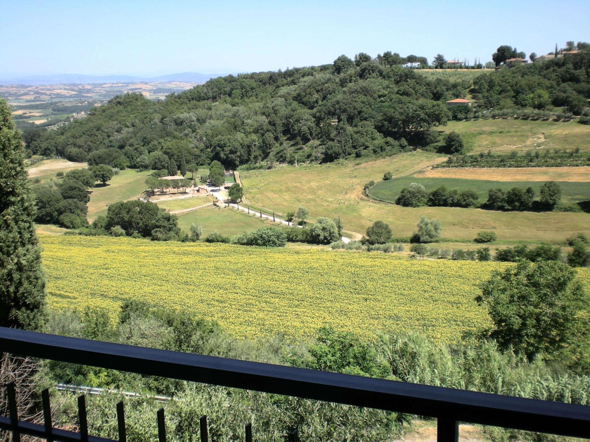 ホテル サンガロ Montepulciano Stazione エクステリア 写真